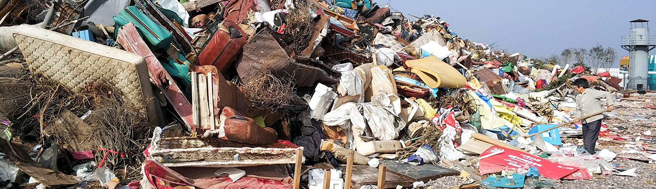 生活垃圾撕碎機(jī)針對各種生活垃圾物料而設(shè)計(jì) 生活垃圾撕碎機(jī)針對各種生活垃圾物料而設(shè)計(jì)