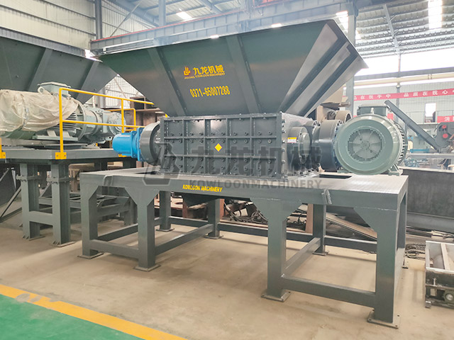 雙軸撕碎機(jī) 雙軸撕碎機(jī)